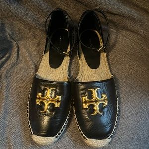 PRICE FIRM - NWOB Tory Burch Eleanor D’Orsay flats